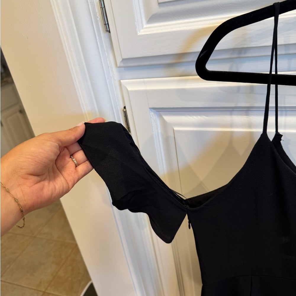 Mango Black Ruffled Flutter Sleeve romper - Picture 4 of 5